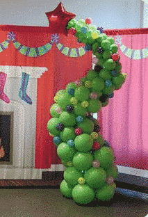 Grinch Balloon Christmas tree