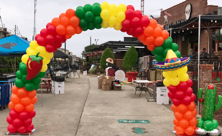 gate balloons decoration